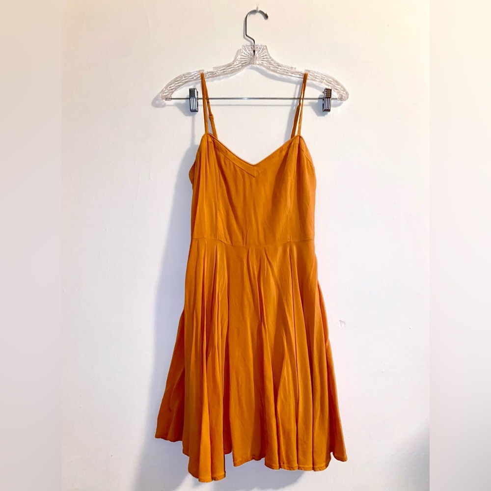 aritzia/sunday best orange sundress 🌼 size s
